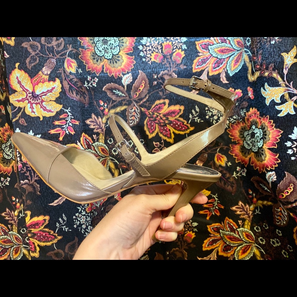 MK Taupe Ankle Strap Heel Size 7